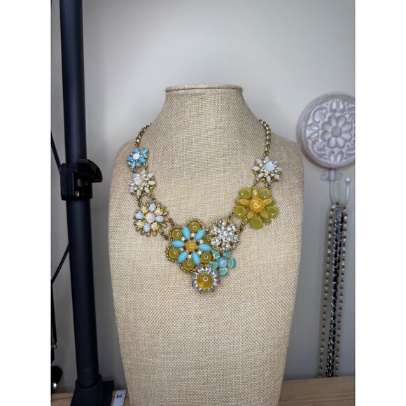Floral Statement Necklace Yellow & Turquoise Beaded Design Gold Chain Adjustable - Picture 12 of 12